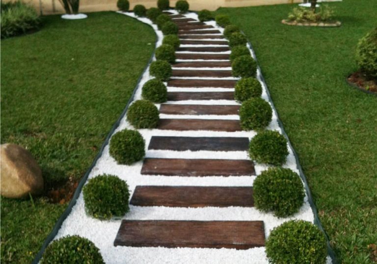 Stone Walkway by amigos interlock services